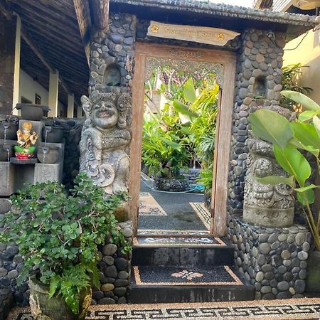 קנגו Krisna Homestay מראה חיצוני תמונה